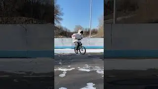 Bunny hop 360 #bmx