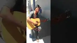 Cape Town's got talent! Amazing street singer!