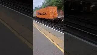 DB 66095 passing Winchester 1/7/24