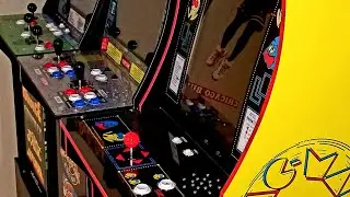 Arcade 1up🕹 quick look at the Rampage🦖, Pac Man, Galaga🚀, Street fighter 2🤼&zwj;♂️ cabinets.