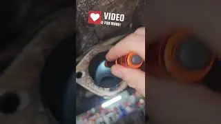Что это за шум?!?😖😣 Дребезжание выхлопной системы?? Посмотрите! #проблемымеханика #механик #автод...
