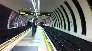 Underground London - Nothern line - Clapham North