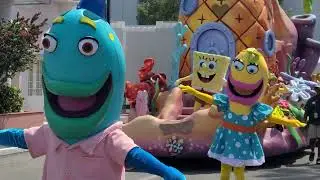  SpongeBob Square Pants Takes Over Universal Studios! Bikini Bottom Parade Goes WILD 