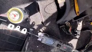 PAJERO TR4 GASOLINA - TESTANDO A BOMBA E LINHA DE PRESSÃO - DA PARTIDA CHEIRA GAS E NÃO PEGA