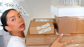 PR Unboxing Micro Influencer Edition | SO MUCH new makeup! 😱