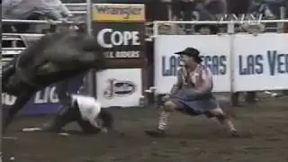 Western Wishes flips Justin McBride - 00 PBR Oklahoma City