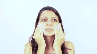 Skin Whitening & Brightening Facial Kit by Aroma Treasures