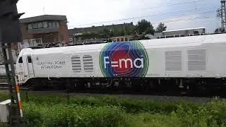 F=ma: 159 der heavy haul power international mit Sch&uuml;ttgutwagen bei den Elbbr&uuml;cken in Hamburg