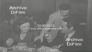 Alfredo Barbieri y elenco en comida de la Revista Porte&ntilde;a 1970
