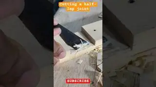 Cutting a half lap joint #diy #woodworking #handtools