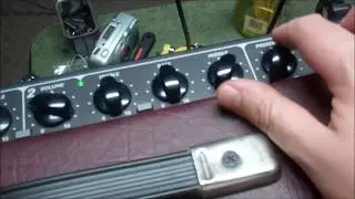 Давайте починим Traynor YCV40WR