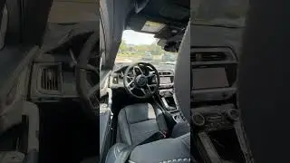 بتجربو سيارة بالقيادة الذاتية؟ هل بتطلعو بسيارة بلا سواق؟ 😬 #قيادة_السيارة #قيادة_المرأه #تاكسي