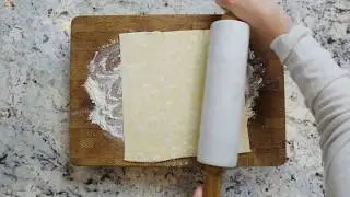 Easy Appetizer: Brie and Pear Tartlets