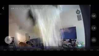 RAW: Watch the moment an Urbandale family's apartment ceiling collapses