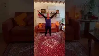 Ginnastica posturale con il bastone.