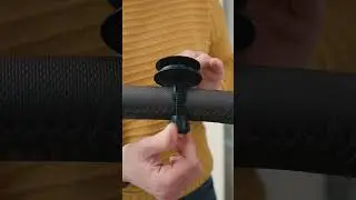 Mount your FIDLOCK VACUUM handlebar base flex at your stroller