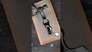 Название ролика: 🔥 Настоящий ковбойский молоток с МЕТАЛЛИЧЕСКОЙ рукоятью! 🤠🔨