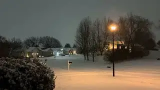 Night snow of Winter Storm Fern! St. Charles, MO. 6:00pm.