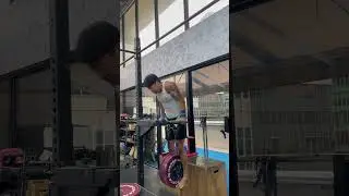 127.5kg dips for top set during my peak week💪 #dips #workout