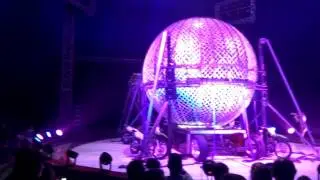 Weber Bros Circus, bike jumps