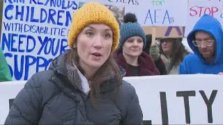 Protests on education, Israel held outside Christmas event at governor's mansion