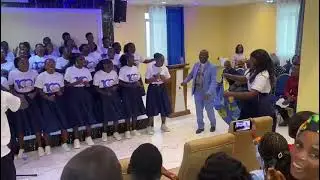 CORO VOZ QUE CLAMA NO DESERTO_IGREJA ANGLICANA UÍGE _ Ku Ngaleli Bapetelo