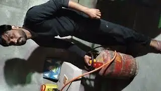 Gas pipeline fitting