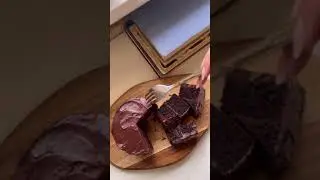 I made Bruce Bogtrotter's chocolate cake from Matilda