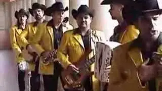 Trono Sin Reina - La Fe Norteña