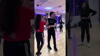 Cool Salsa Dance Moves For The Night Club 🪩 Salsa Teacher 🔥 Learn How to Dance 🕺