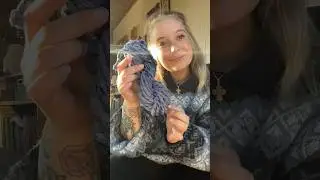 Turning old textile scraps into yarn 🧶