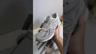 Unboxing fresh pair of grey New Balance 990v4 in 2025 ! #unboxing #asmr #sneakers #newbalance