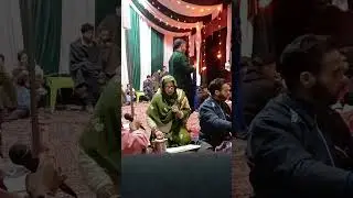 New trending song #wedding#kashmir#dance #lifeisbutadream#singer#song#likes#share #coment #subscribe