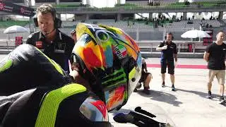 #SepangTest - Valentino Rossi heads out for the first time on his 2019 YZR-M1