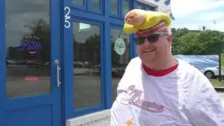 Raw Dogging at Hot Dog Pete's in Atlanta