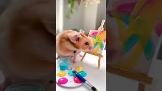 This Mouse Is Actually Painting 😳🐭🎨#Shorts #YouTubeShorts #ViralShorts #Mouse #PetMouse #CuteMouse