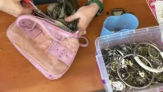 ASMR.  I cut bags, the sounds of scissors, leather and metal.