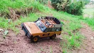 Fms Fcx10 Camel Trophy Range Rover Trail Time !!