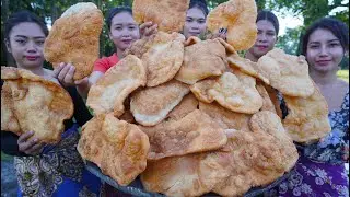 How to cook cake and curry chicken recipe and eat - Amazing video