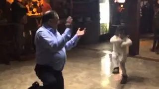 Papa  yev  Nana :)
