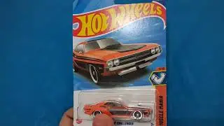 HW Basic Cars 2025: '71 Dodge Challenger Dari Muscle Mania. 