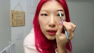 Dyeing my eyebrows red like my hair (but more like tinting my bleached brows) 👀✨
