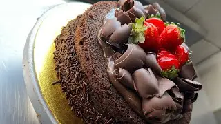 BOLO CHOCOLATUDO 