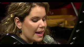 Iris Kroes yn Noardewyn Live #omropfryslan