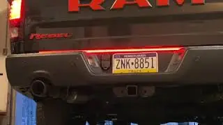Opt 7 tailgate light bar