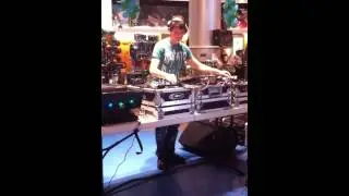DJ TONY