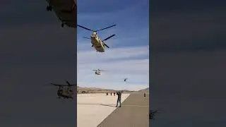 Chinooks formation flight