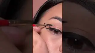 EASY BAT WINGED EYELINER #shorts