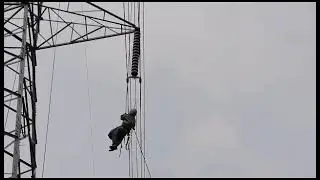 Live line work on 220kv energized line for conductor repair#transmission#power#electrical#220kv