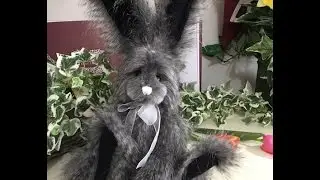 Charlie Bears Dusk the Bunny Rabbit (Show Special) CB176011